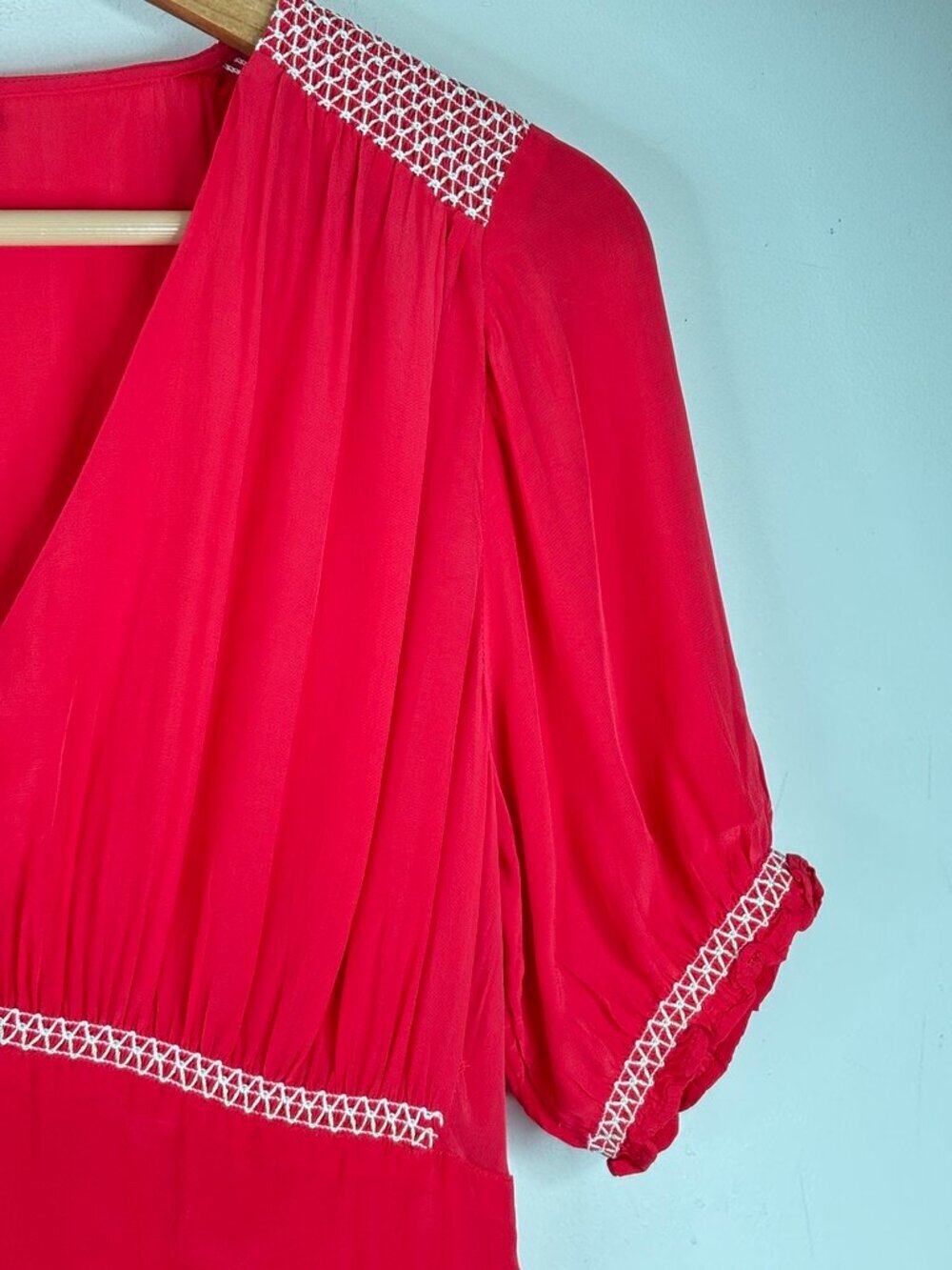 J.Crew Smocked Midi Dress 8 Crepe de Chine Red Peasant Prairie Milkmaid Preppy - Picture 6 of 13